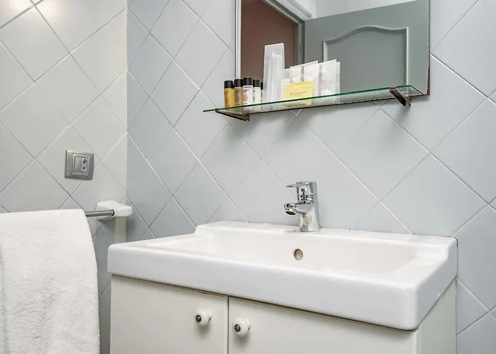 Apartahotel San Roque En By Megustarural